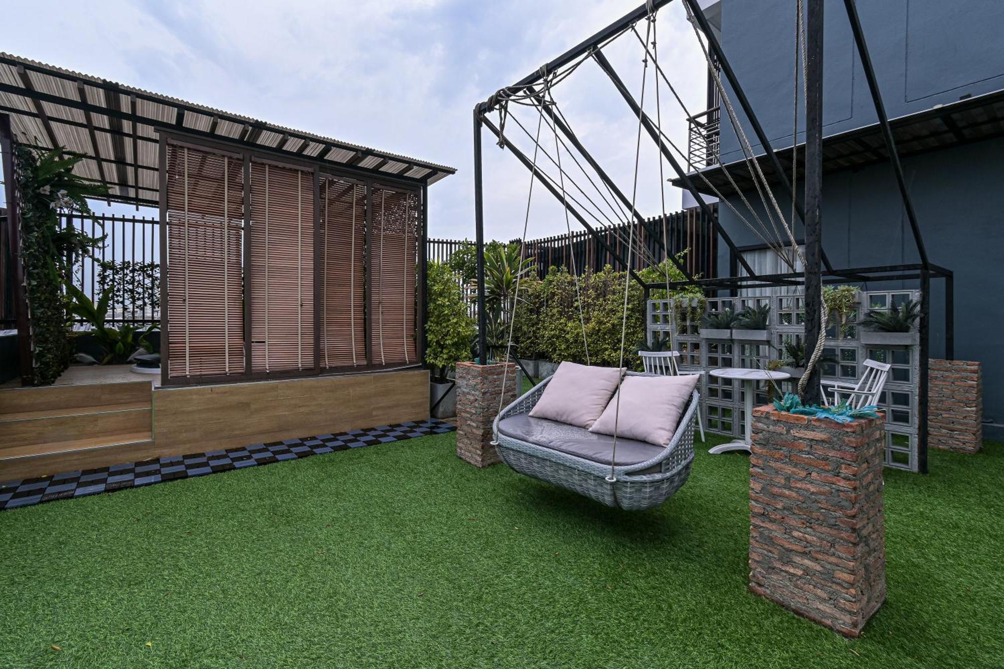 Shewin De Bangkok Hotell Exteriör bild
