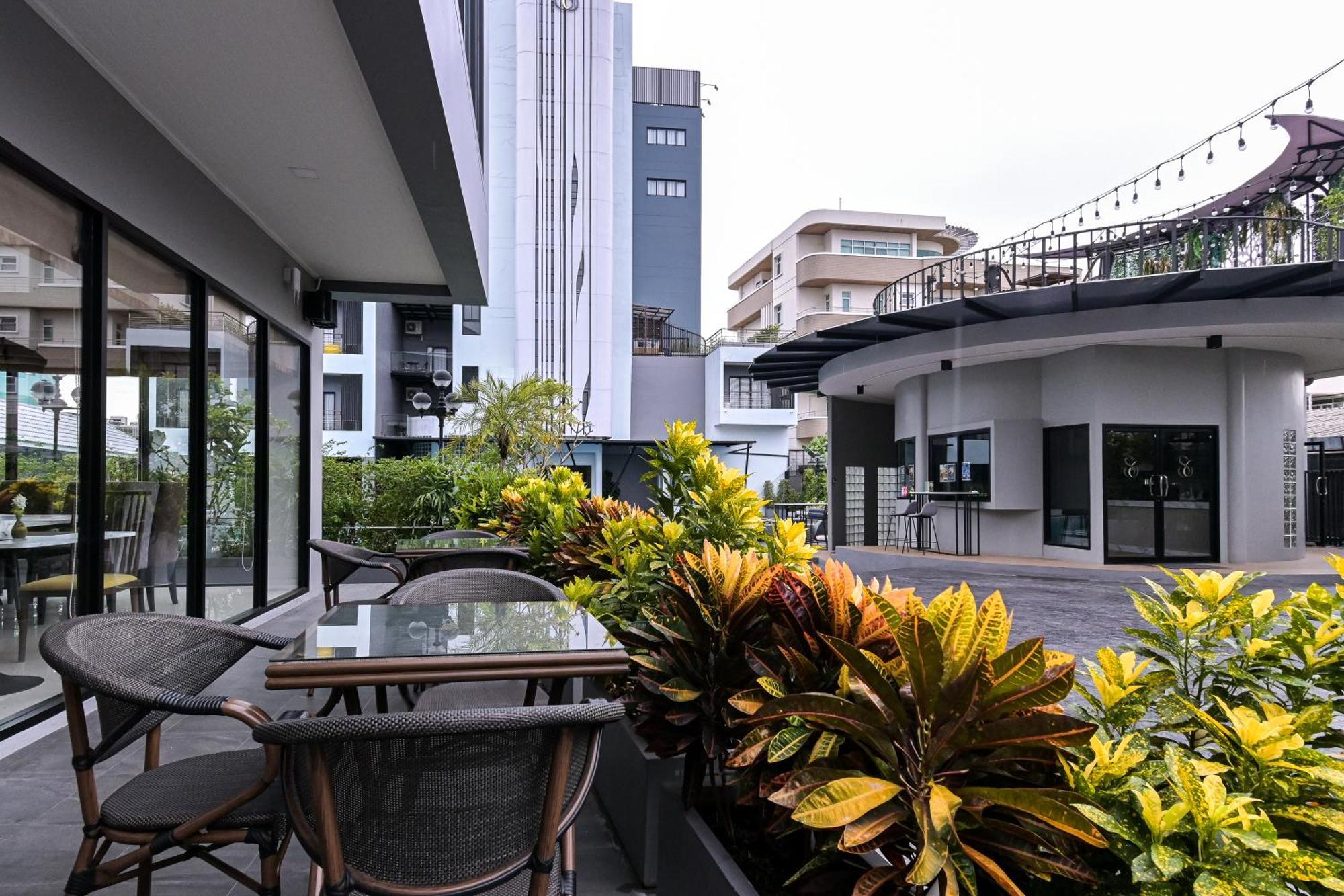 Shewin De Bangkok Hotell Exteriör bild